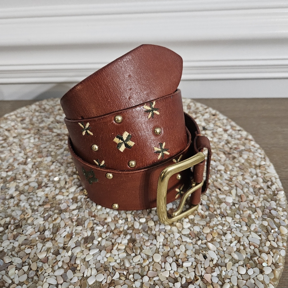 Linea Pelle Womens 2" Wide  Brown Leather Belt Gold Studs Floral Embroidered Med